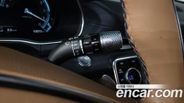 Genesis GV80 2023 — photo 27