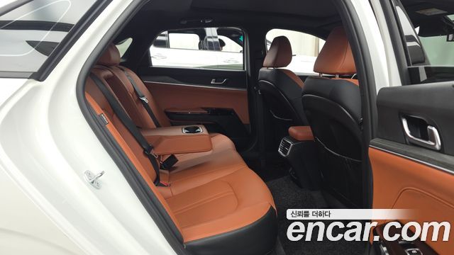Kia K5 2025 — photo 18