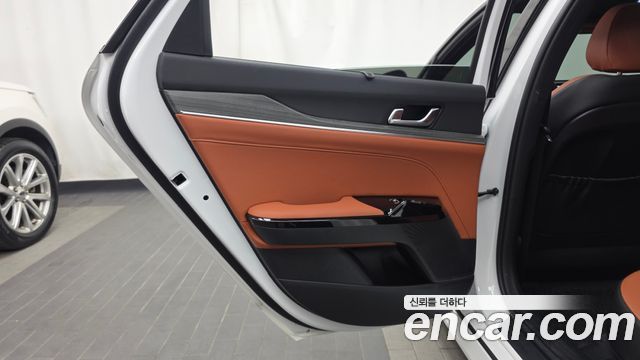 Kia K5 2025 — photo 15