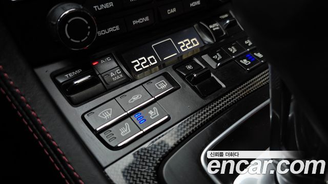 Porsche 718 2020 — photo 19