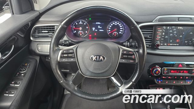 Kia Sorento 2019 — photo 13