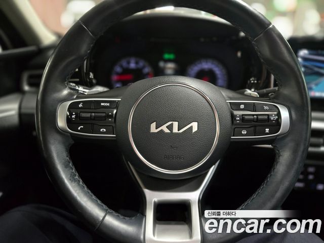 Kia K5 2022 — photo 8