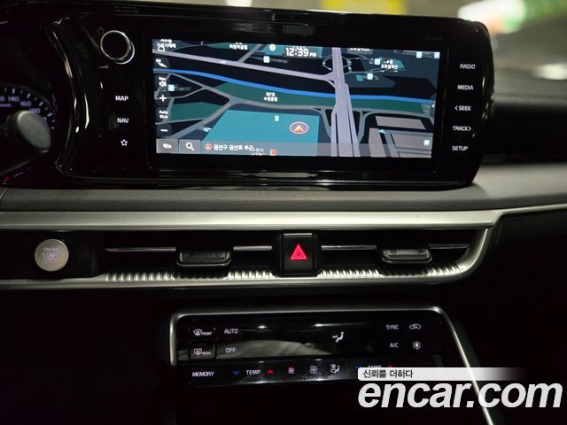 Kia K5 2022 — photo 10