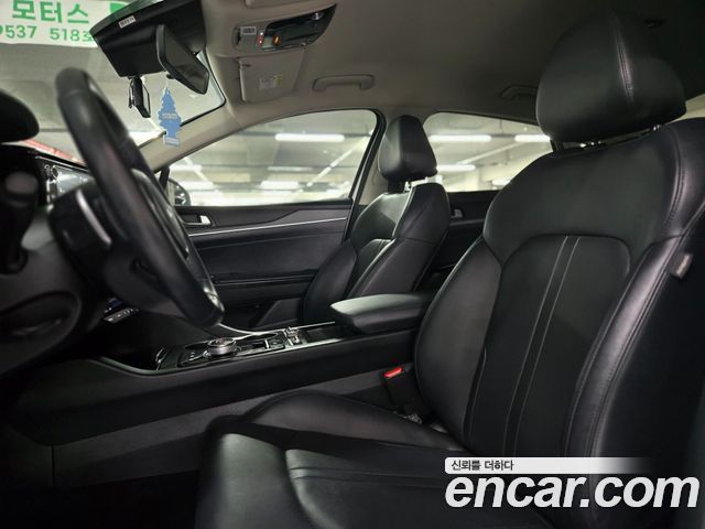 Kia K5 2022 — photo 14