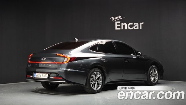 Hyundai Sonata 2022 — photo 2