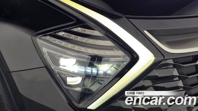 Kia Sportage 2022 — photo 8