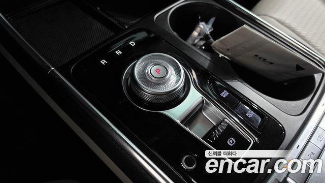 Kia Canival 2025 — photo 12