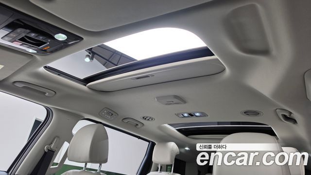 Kia Canival 2025 — photo 24