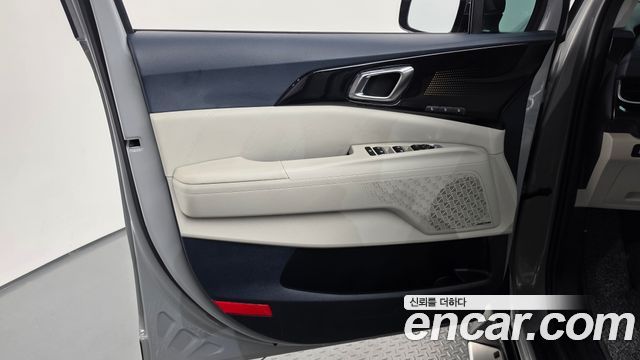 Kia Canival 2025 — photo 14