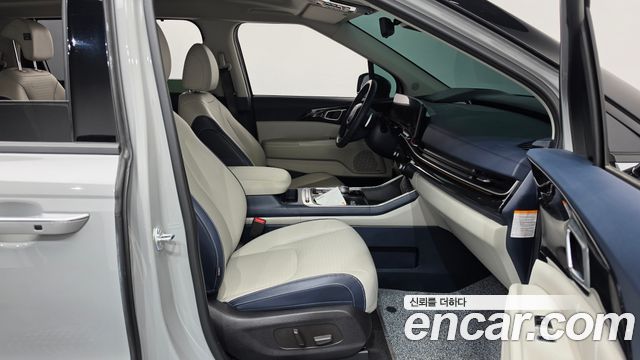 Kia Canival 2025 — photo 16