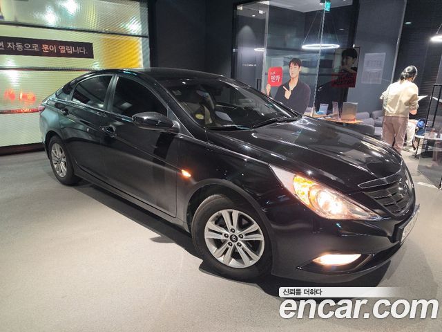 Hyundai Sonata 2011 — photo 4