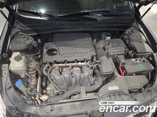 Hyundai Sonata 2011 — photo 7