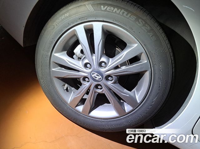 Hyundai AVANTE 2016 — photo 5