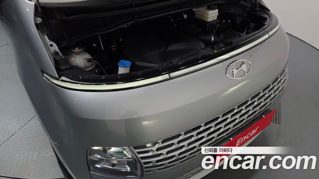 Hyundai Staria 2023 — photo 6