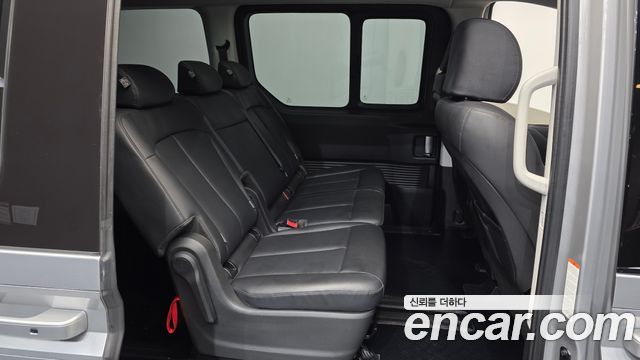 Hyundai Staria 2023 — photo 18