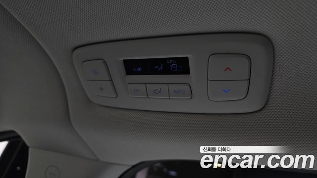 Hyundai Staria 2023 — photo 32