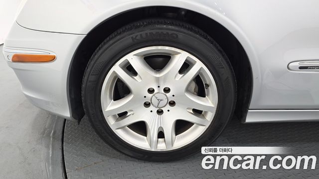 Mercedes-Benz E-Class 2007 — photo 5