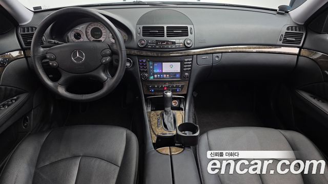 Mercedes-Benz E-Class 2007 — photo 7