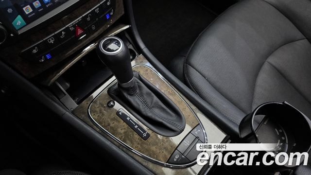 Mercedes-Benz E-Class 2007 — photo 9