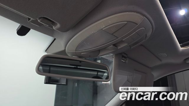 Mercedes-Benz E-Class 2007 — photo 17