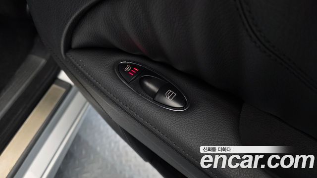 Mercedes-Benz E-Class 2007 — photo 18