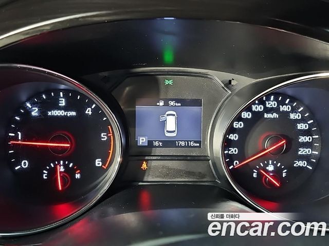 Kia Canival 2019 — photo 7