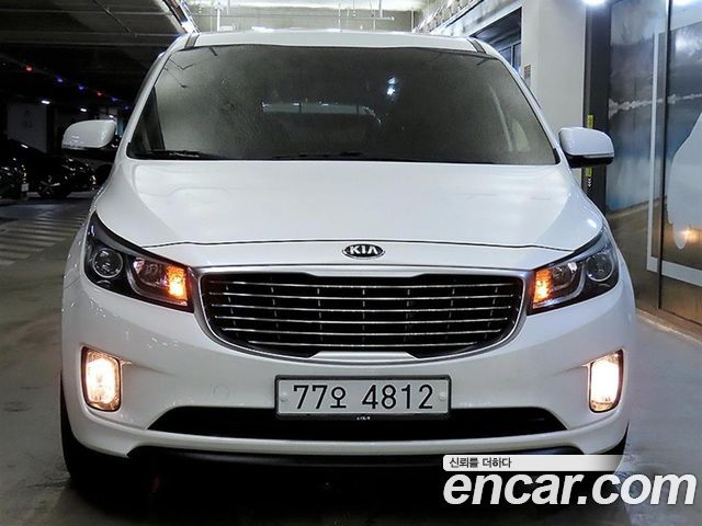 Kia Canival 2017 — photo 3