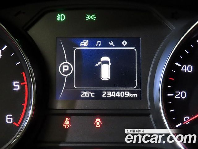 Kia Canival 2017 — photo 8