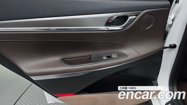 Hyundai Grandeur 2022 — photo 14