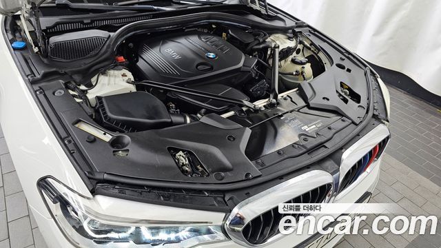 BMW 5-Series 2017 — photo 6