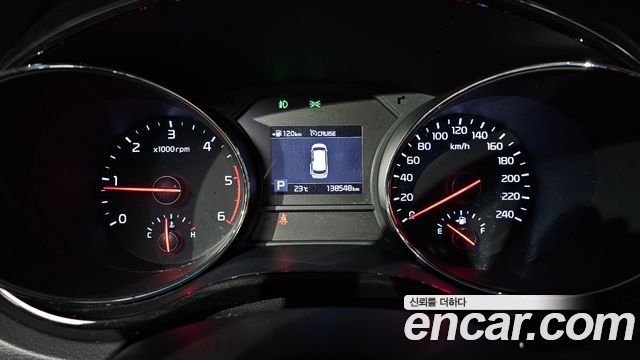 Kia Canival 2019 — photo 11