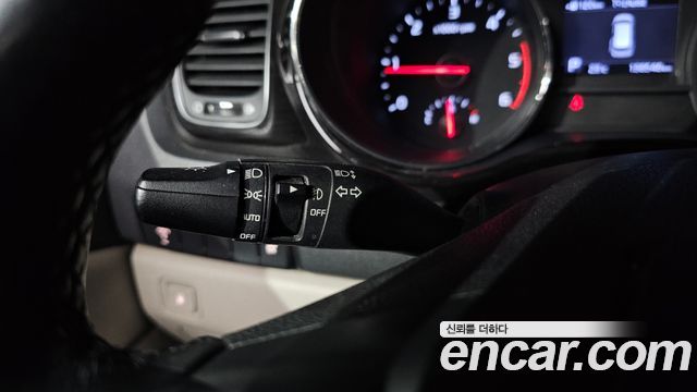 Kia Canival 2019 — photo 21