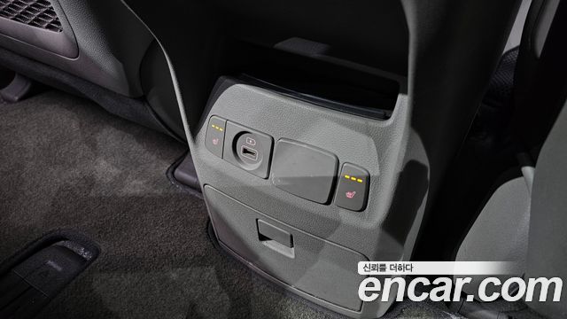 Kia Canival 2019 — photo 24