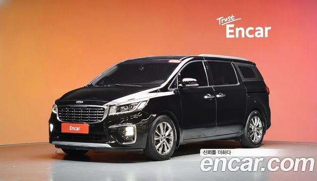 Kia Canival 2019 — photo 1