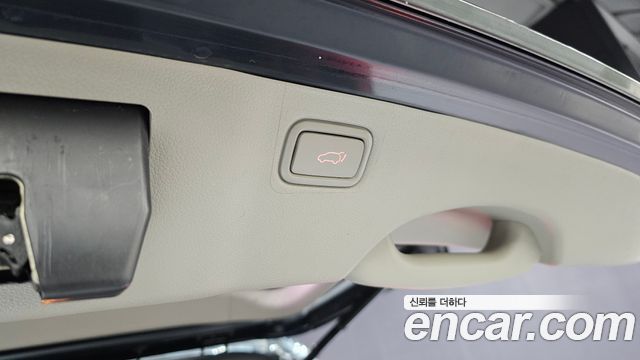 Kia Canival 2019 — photo 30