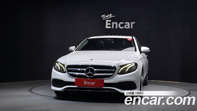 Mercedes-Benz E-Class 2018 — photo 3
