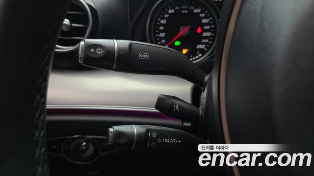 Mercedes-Benz E-Class 2018 — photo 25