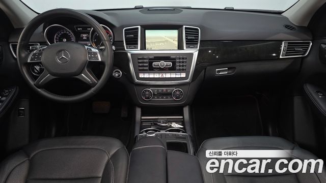 Mercedes-Benz M-class 2015 — photo 10
