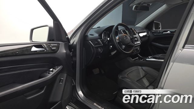 Mercedes-Benz M-class 2015 — photo 13