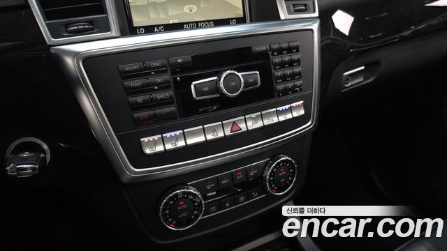 Mercedes-Benz M-class 2015 — photo 23