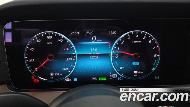 Mercedes-Benz E-Class 2021 — photo 8