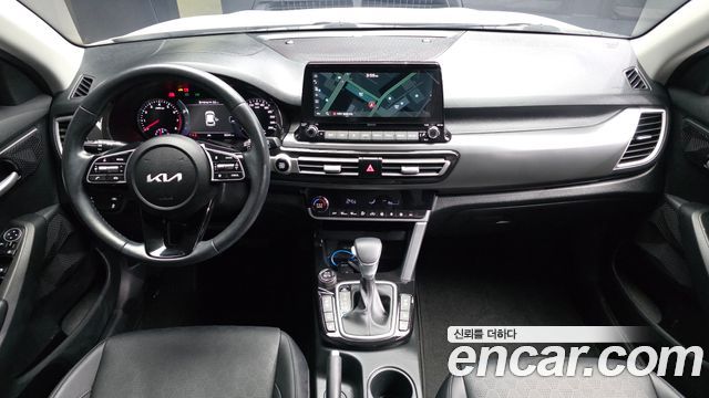 Kia Seltos 2023 — photo 10