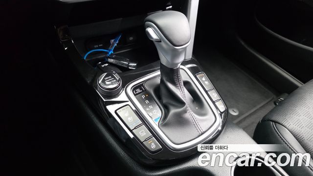 Kia Seltos 2023 — photo 12