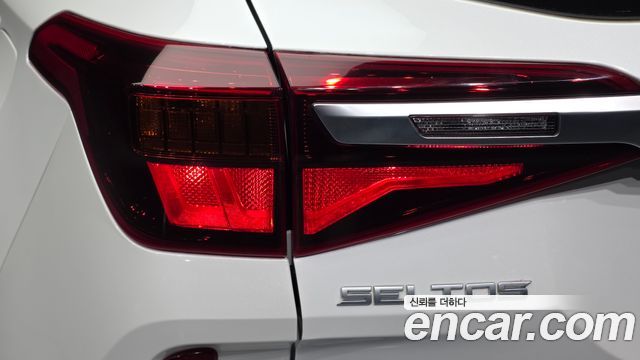 Kia Seltos 2023 — photo 9