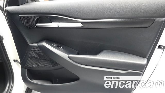 Kia Seltos 2023 — photo 14
