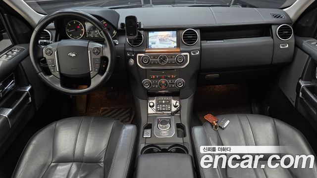 Land Rover Discovery 2016 — photo 7