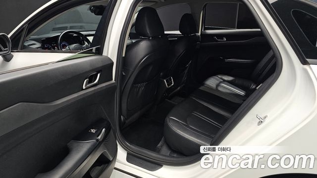 Kia K5 2022 — photo 18
