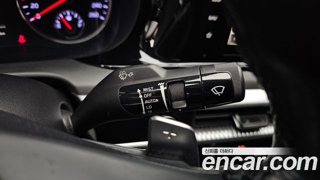 Kia K5 2022 — photo 28