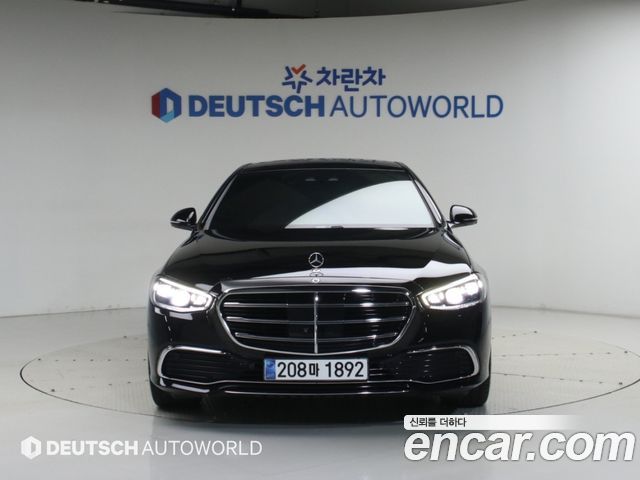 Mercedes-Benz S-Class 2024 — photo 3