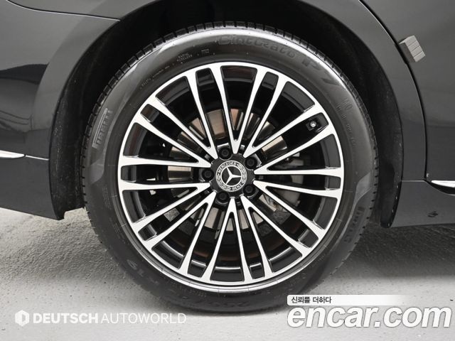 Mercedes-Benz S-Class 2024 — photo 5